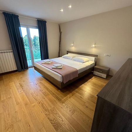 Apartment Cvetka Portorož Exteriör bild